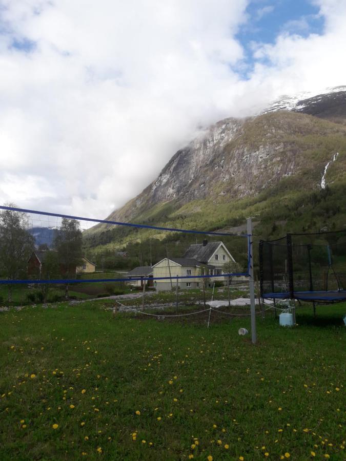 Naustvoll Vila Olden Exterior foto