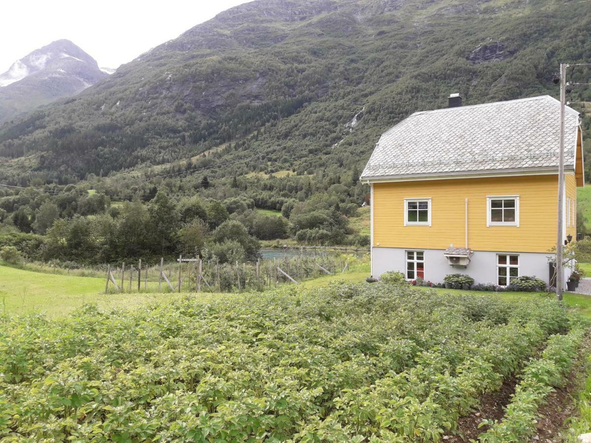 Naustvoll Vila Olden Exterior foto